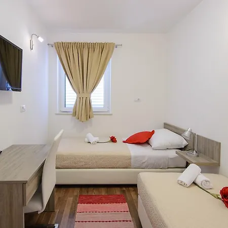 Violeta 1 With Private Terrace Apartment *