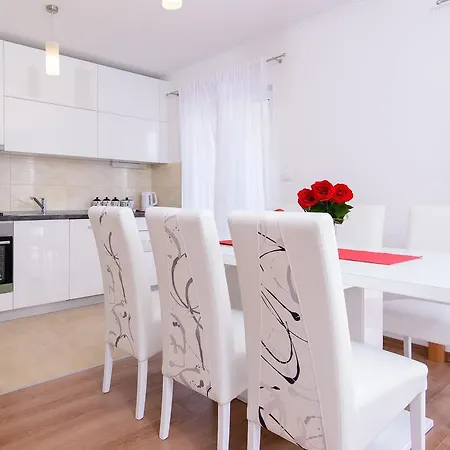 Violeta 1 With Private Terrace דירה *