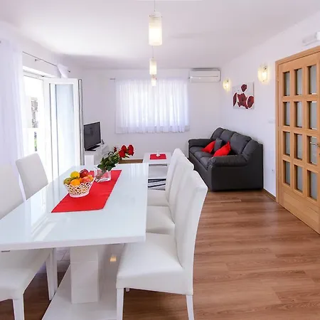 Violeta 1 With Private Terrace 두브로브니크